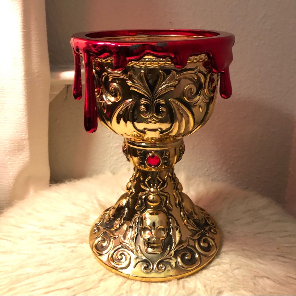 Halloween candle holder